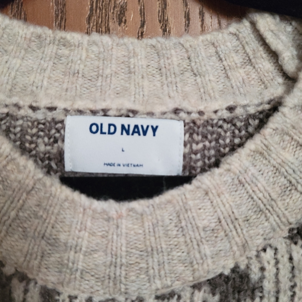 Old Navy L Leppard Chunky Crewneck Sweater - Picture 4 of 5